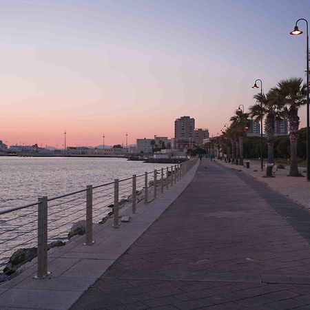 Minimalist Chic A Villanova 3Bdr - 2Bth - Wifi Cagliari Dış mekan fotoğraf