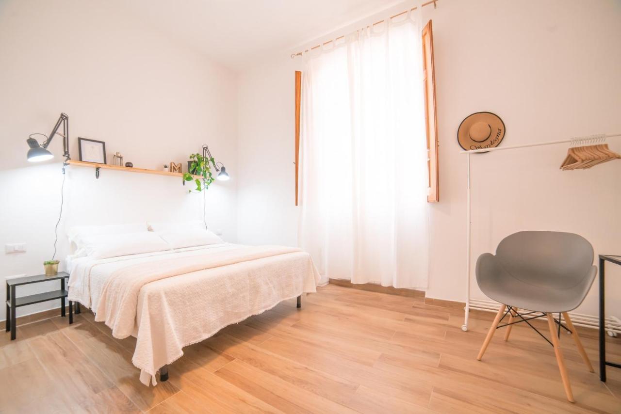 Minimalist Chic A Villanova 3Bdr - 2Bth - Wifi Cagliari Dış mekan fotoğraf