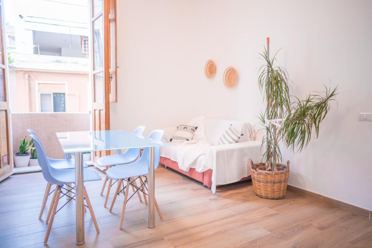 Minimalist Chic A Villanova 3Bdr - 2Bth - Wifi Cagliari Dış mekan fotoğraf